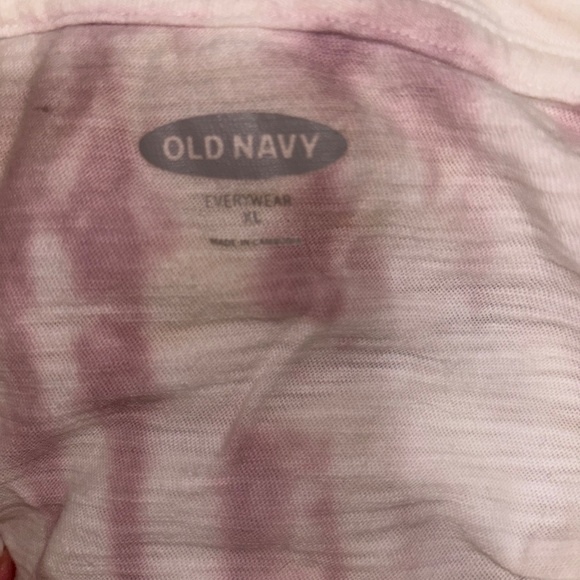T Shirt Bundle (2) - Old Navy - Size L/XL - Picture 7 of 7